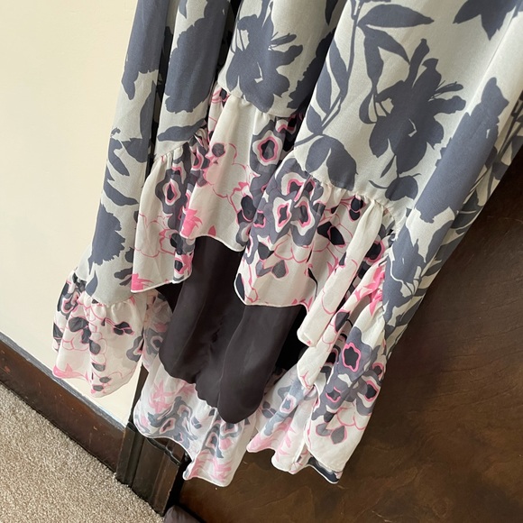 HIGH-LOW DRESS - Picture 3 of 4